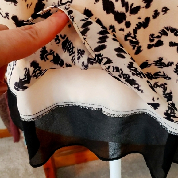 PARKER Print Silk Blouse - Picture 4 of 5